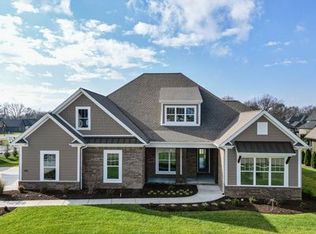 711 Elkhorn Peak Dr, Bowling Green, KY 42104