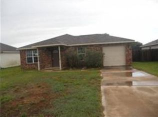 2115 7th St, Hempstead, TX 77445