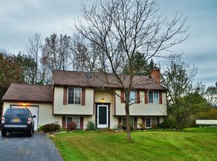 47 Blue Ridge Trl, Rochester, NY 14624