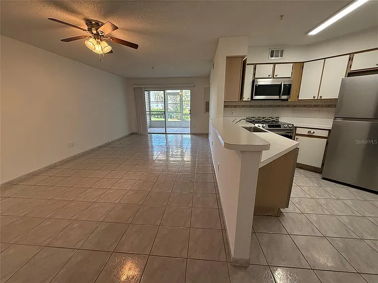 3900 Southpointe Dr #120 — Photo 6