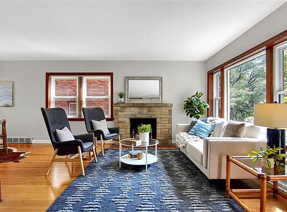 4th image of 7461 Cornell Ave
