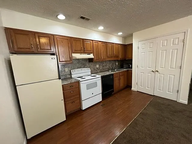 1510 7th Avenue Apt. 14 — Photo 2