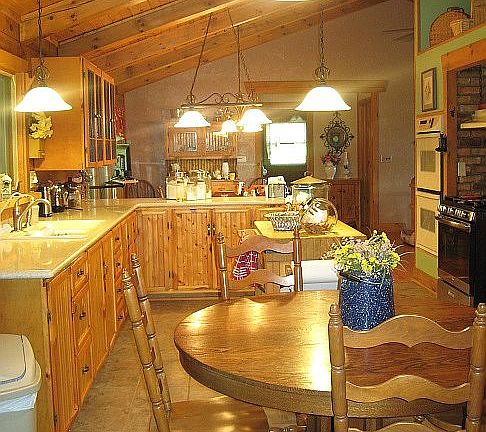 kitchen breakfast nook