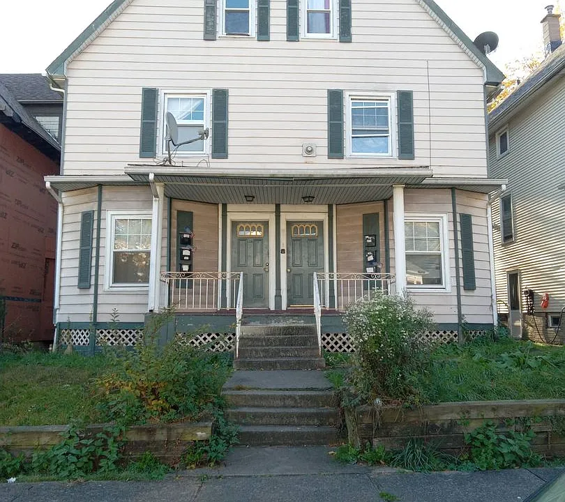 Madison Ave 914-916 - For Sale
