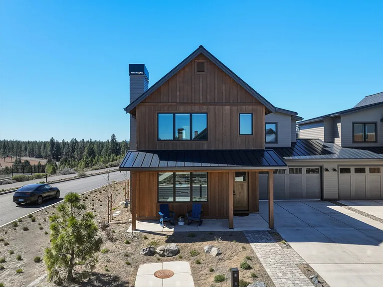 61281 McRoberts Ln — Photo 2