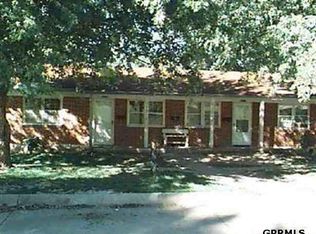 2812 Drexel St, Omaha, NE 68107