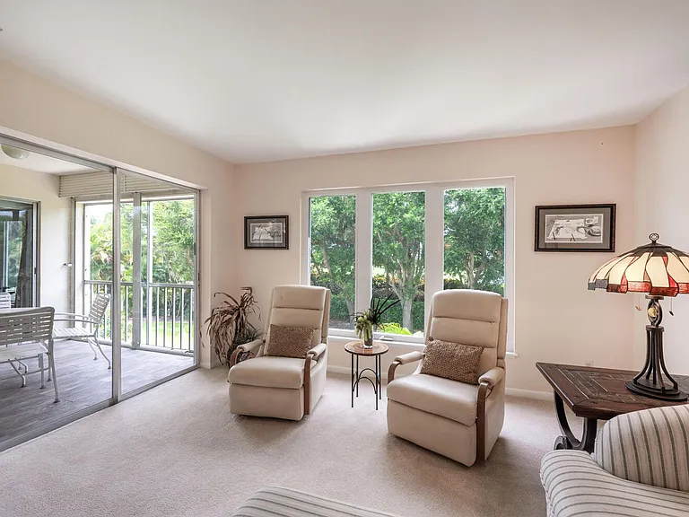 241 Palm River Blvd #C202 — Photo 14