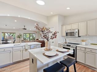 1950 E Desert Lark Pass, Green Valley, AZ 85614