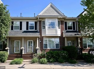 8206 Golden Valley Rd, Golden Valley, MN 55427