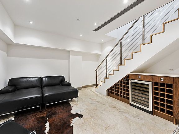 3rd image of 429 74th St #1A