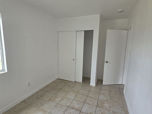 2nd image of 6317 Southmost Rd