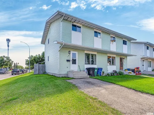 103-105 Davies ROAD, Saskatoon, SK S7K 7L4