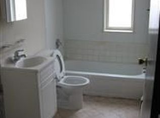 628 Rockdale Ave APT 27, Cincinnati, OH 45229