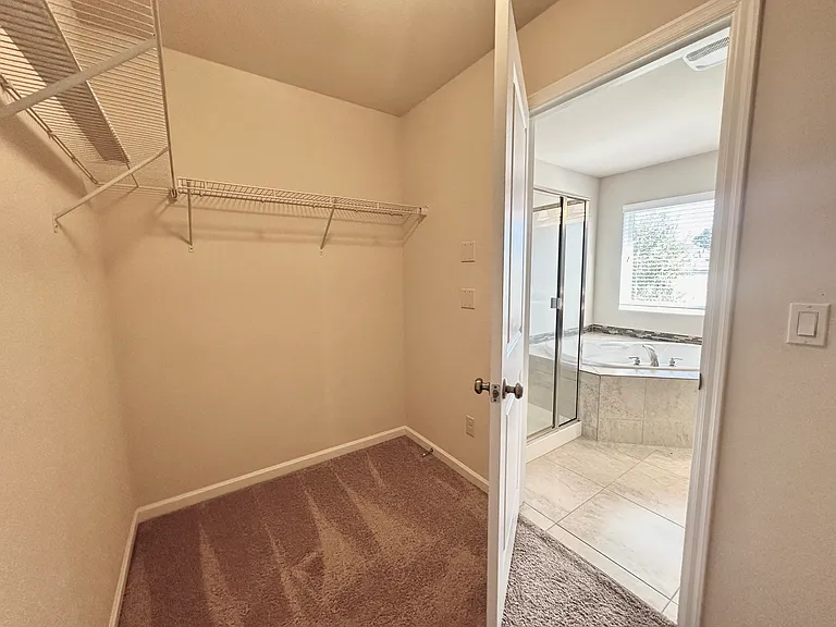 2671 Laura Vista Dr NW — Photo 40