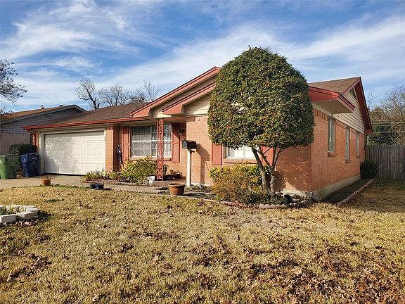 2nd image of 1229 Carroll Dr