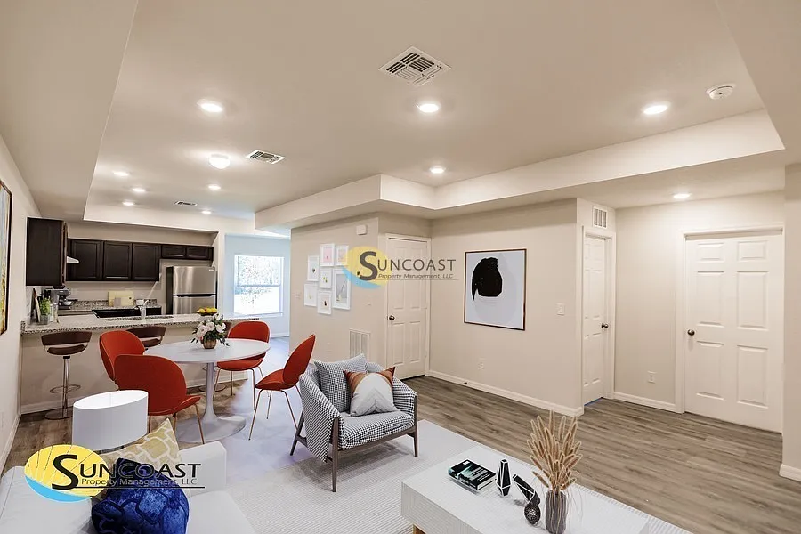Modern 2BR Duplex in Punta Gorda Built 2023 — Photo 2