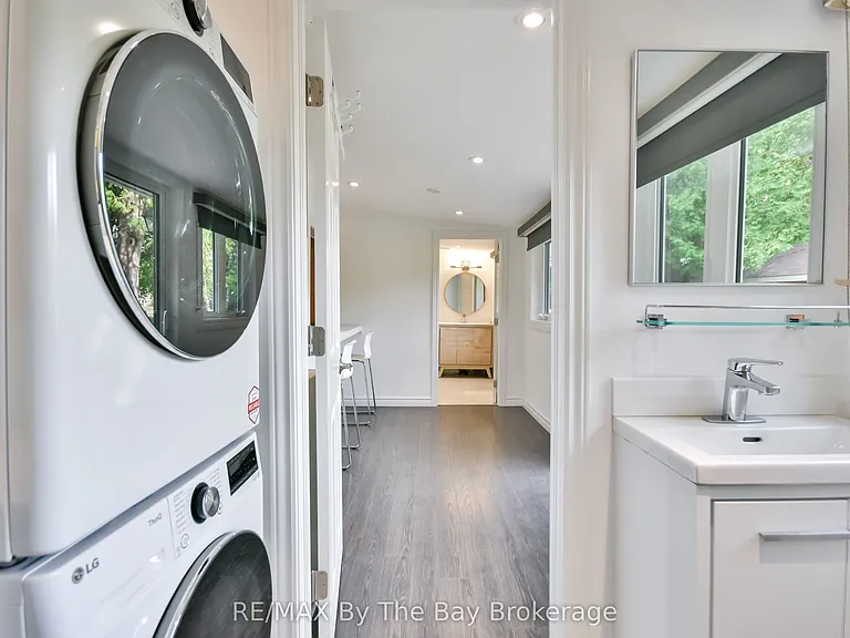 578 Oxbow Park Dr — Photo 31