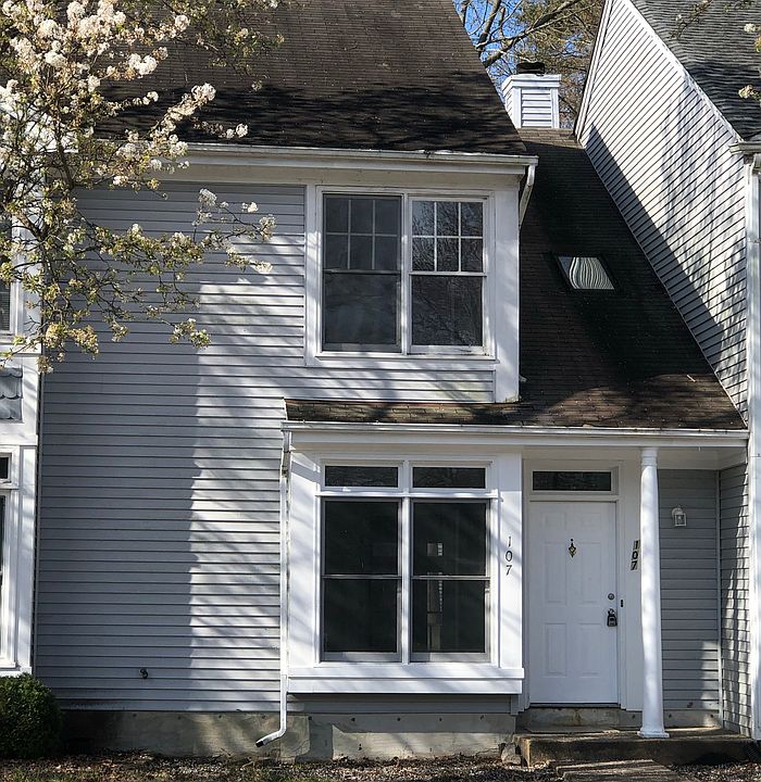 1st image of 107 Appaloosa Dr