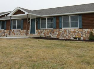 55 Bridle Path Dr, Martinsburg, WV 25404