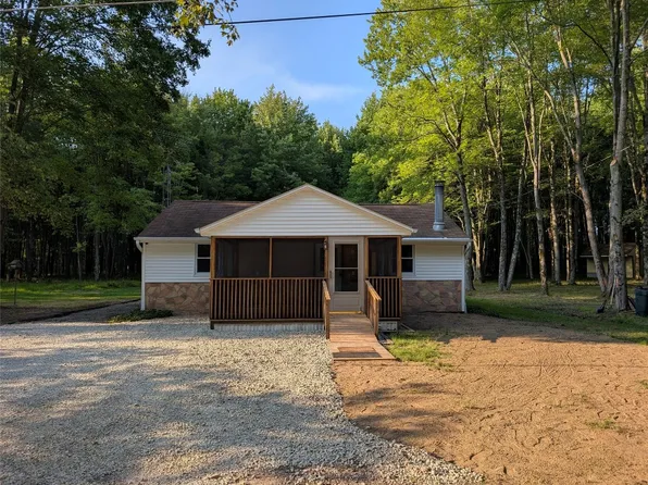 1364 Sioux Ln, Linesville, PA 16424