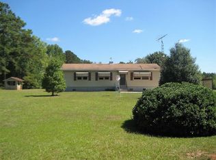 2925 Jones Mill Rd, Whitesburg, GA 30185