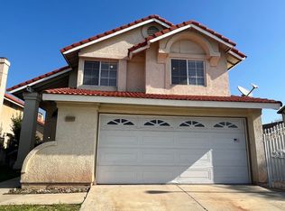 15398 Sandhurst St, Fontana, CA 92336