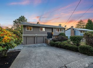 26825 17th Ave S, Seattle, WA