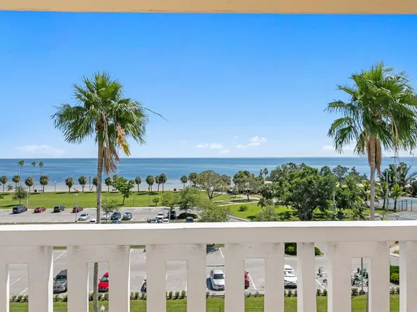 1200 N Shore Dr NE Unit 313, Saint Petersburg, FL 33701