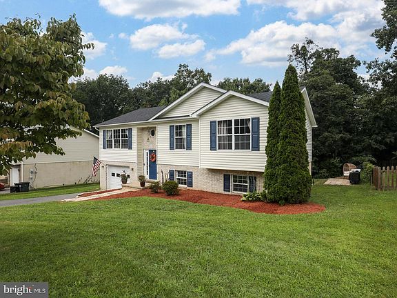 2nd image of 119 Rebecca Dr