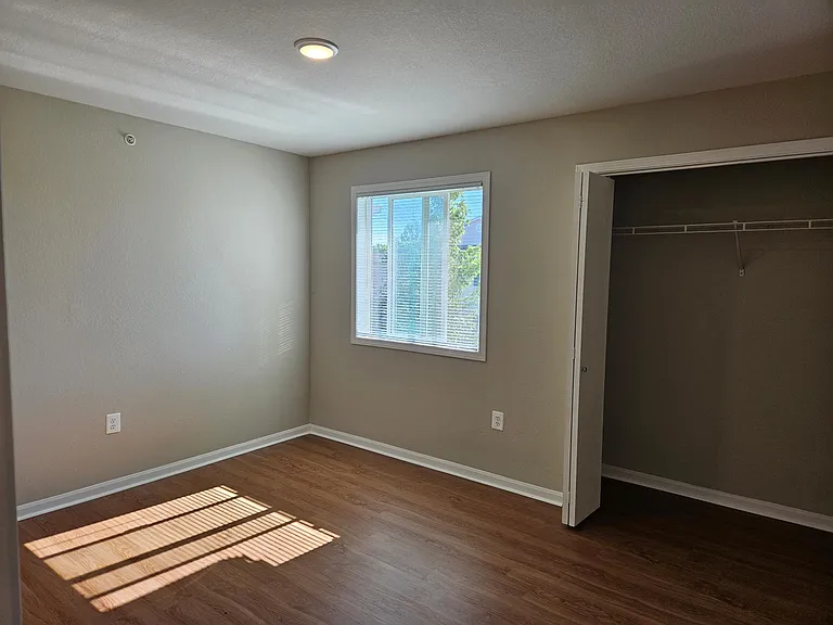 Grandview Meadows — Photo 22