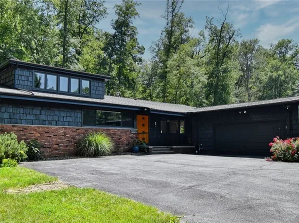 2793 Belgrave Rd, Pepper Pike, OH 44124