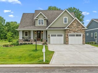 1011 Preserve Ln, Chesterton, IN
