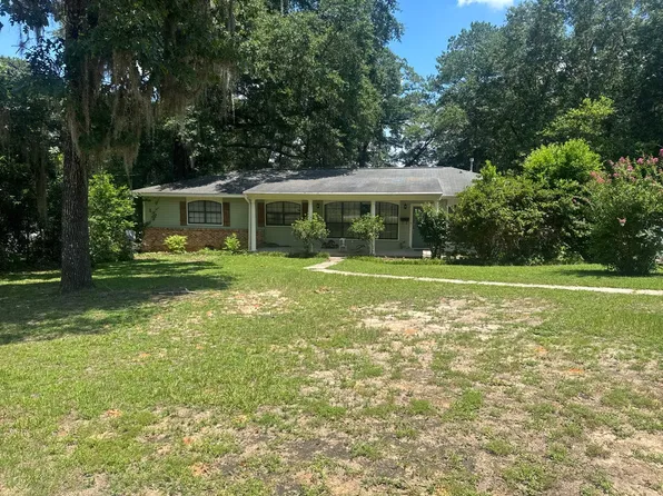 196 Trotman Dr, Ozark, AL 36360