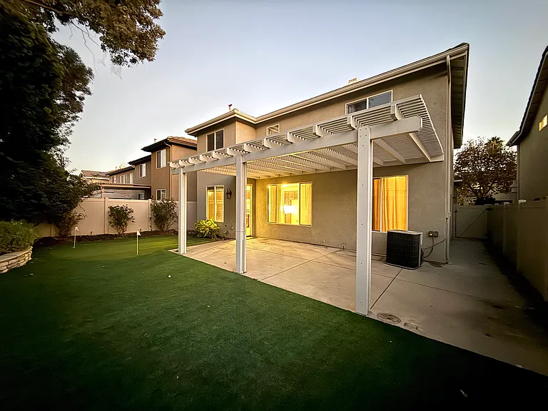 2951 Sycamore Ln — Photo 2