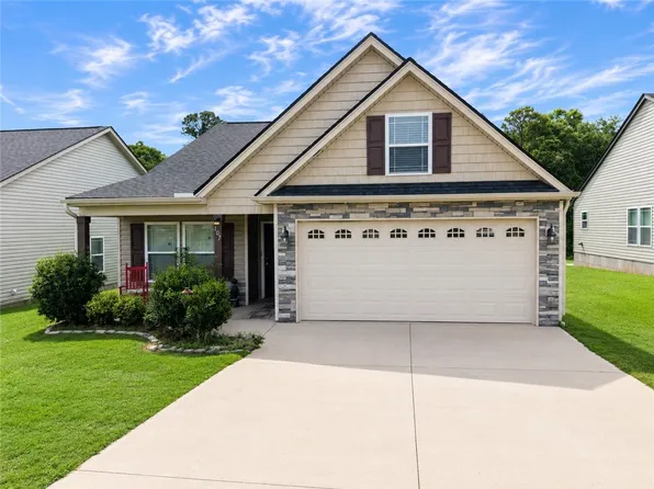 107 Longshore Dr, Belton, SC 29627