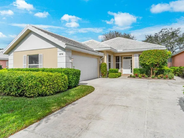 8719 Wakefield Drive, Palm Beach Gardens, FL 33410