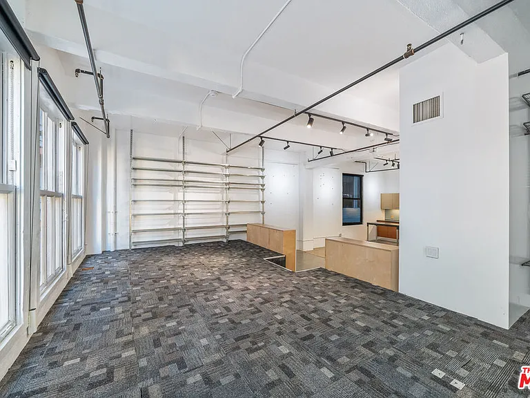 738 S Los Angeles St #305 — Photo 13