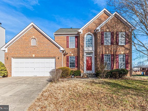 2nd image of 1211 Bohac Ln