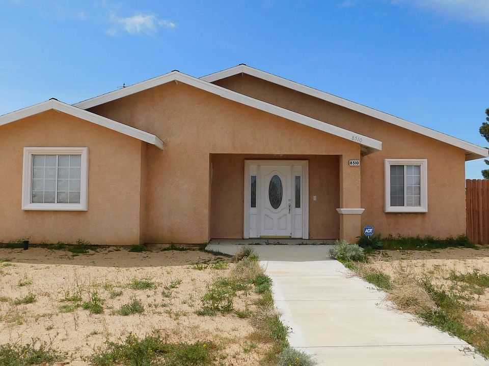 1st image of 8510 Oleander Ave