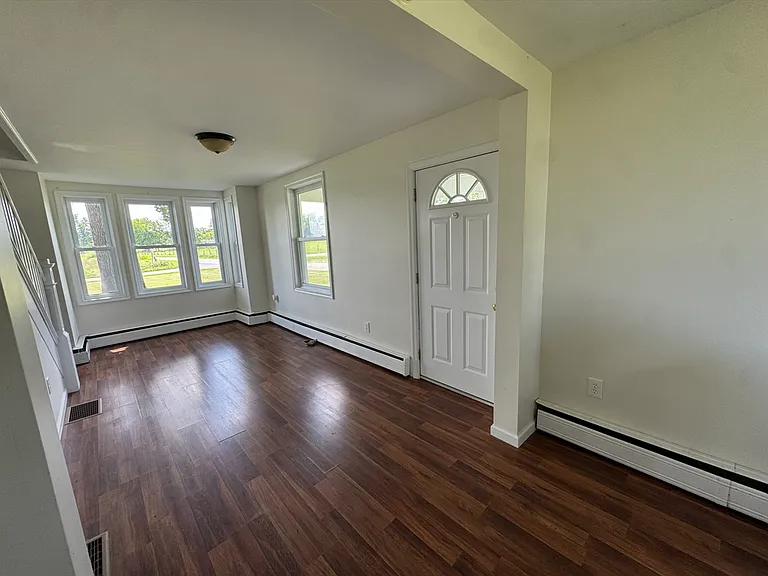 152 Water St — Photo 5