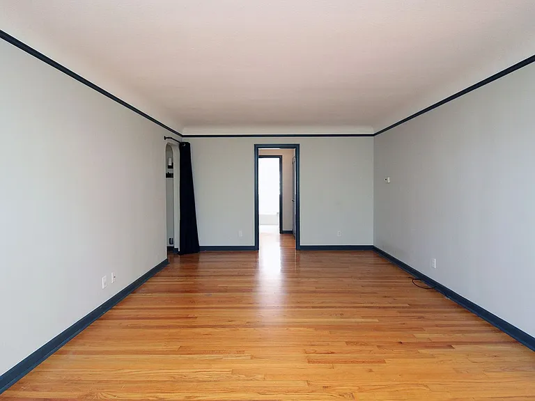 2406 NW Overton St #5 — Photo 6