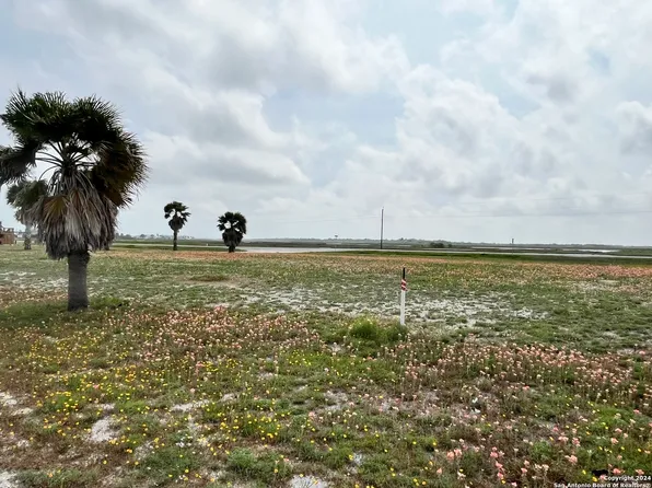 000 N Ocean Dr. LOT 1-13, Port LaVaca, TX 77979