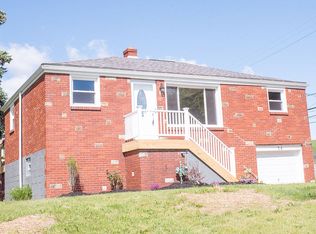 74 Montclair Dr, West Mifflin, PA 15122