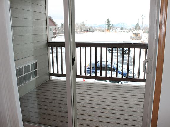 5th image of 1410 Worden Ave #10908999