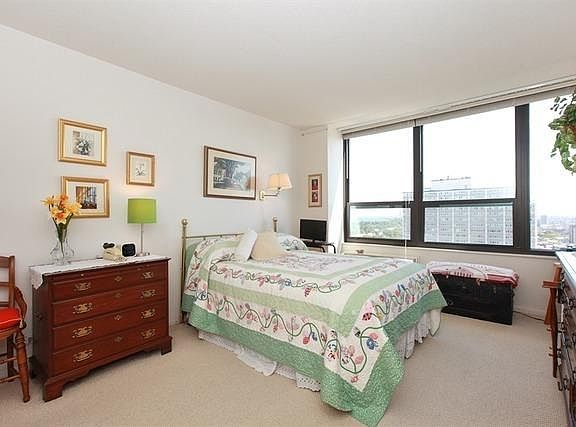 3rd image of 5100 N Marine Dr APT 23A