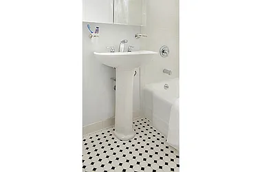 Rented by Vantage Living