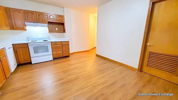 154 Cedar St #1-4 — Photo 3