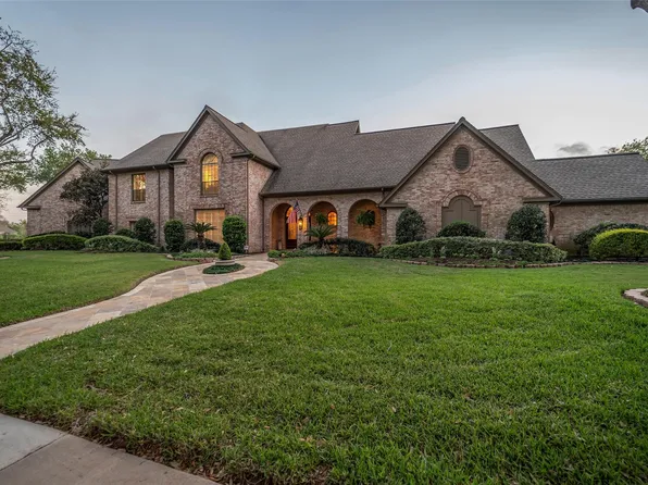 23 Muirfield Way, Sugar Land, TX 77479
