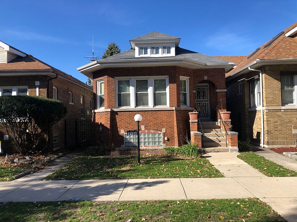 2nd image of 8438 S Crandon Ave