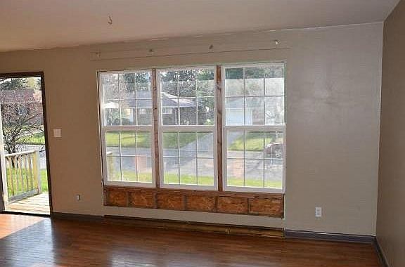 5th image of 427 Woodland Dr